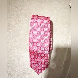 Hugo Boss Elegant Red Patterned Men's Tie